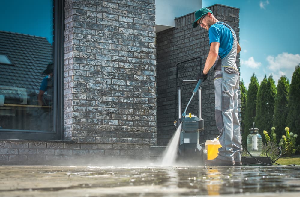 Clean Concrete with Pressure Washing – Best Practices
